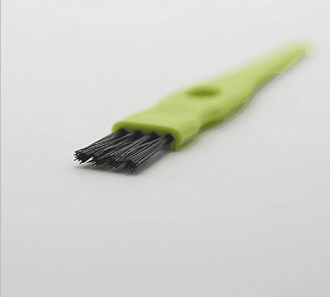 vipolish 20 Pcs 11CM/4.33 Inch Green Plastic Handle Mini Dust Removal Brush Nylon Hair Brush Computer Keyboard Cleaning Small Brush Lamp Humidifier Clean Rag for Home Office Use - Image 4