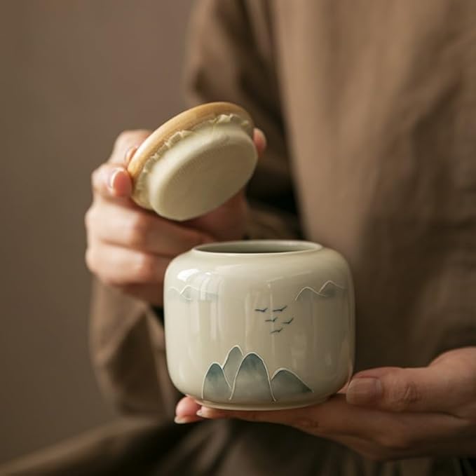 Storage Tank Hand-painted Distant Mountains, Green Bamboo, Persimmon Tea Cans, Small Ceramic Sealed Tea Cans, Moisture-proof Home Use Tea Storage Caddy(D) - Image 6