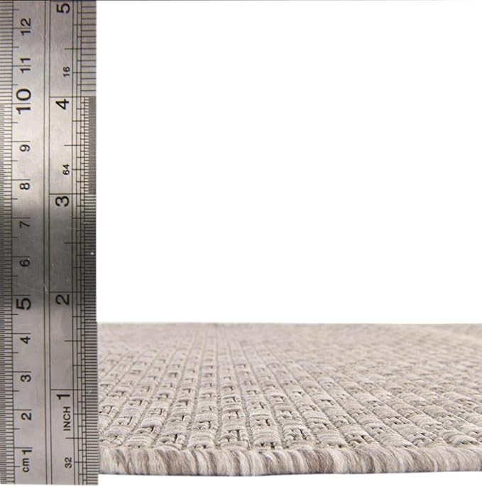 Unique Loom Outdoor Solid Collection Area Rug (5' 3" x 8' Oval Beige/Ivory) - Image 5