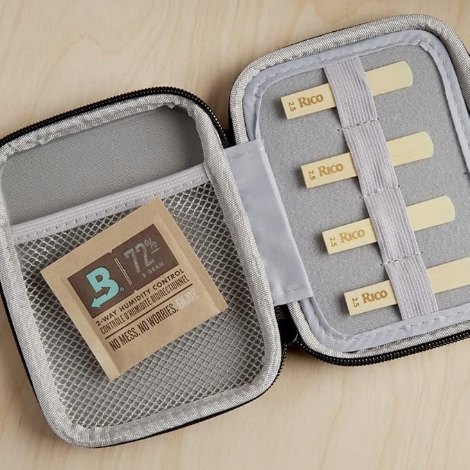 Boveda 72% Two-Way Humidity Control Packs for Woodwind Reeds – Size 8 – 2 Pack – Moisture Absorbers – Protects Against Drying & Splitting – Individually Wrapped Reed Humidifiers for Day-to-Day Storage - Image 2
