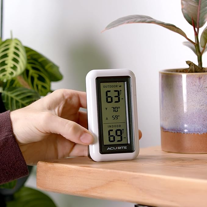 AcuRite Digital Thermometer with Indoor, Outdoor Temperature and Daily High and Lows (00424CA), White - Image 6