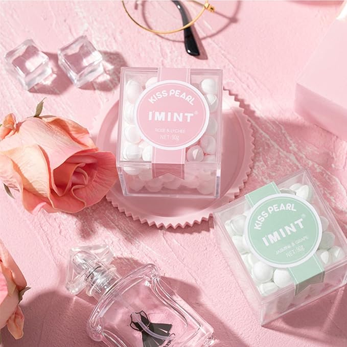 Acrylic Box Clear Boxes with Lids 4 Pieces Acrylic Display Cube Graduation Party Favors Candy Box Plastic Square Cube Wedding Valentine's Day Birthday Gift Wrap Box 3.4 * 3.4 * 3.4Inch - Image 8
