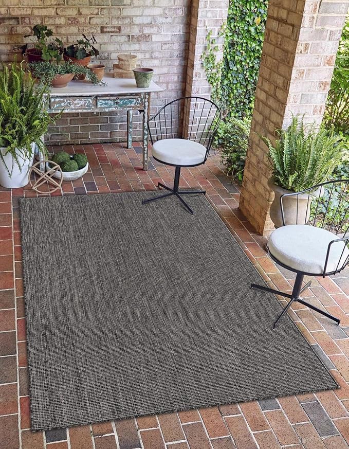 Unique Loom Outdoor Solid Collection Area Rug (10' x 13' 1" Rectangle Black/Ivory) by UniqueLoom