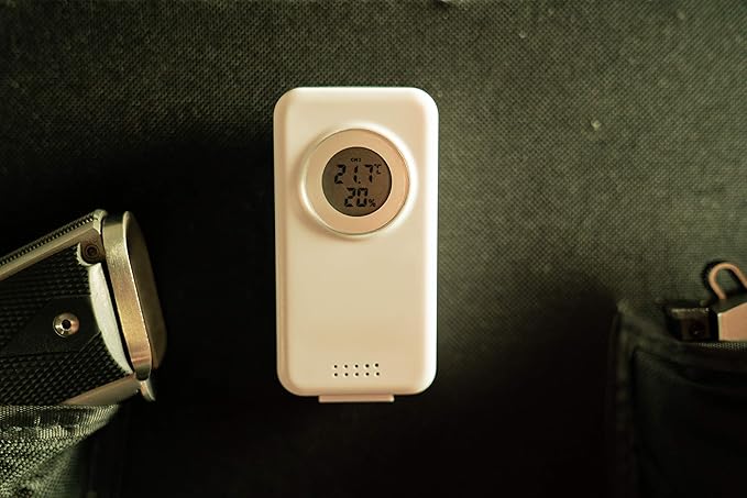 LOCKDOWN Digital Hygrometer with Convenient Design, Backlit Screen and Min/Max Reading for Temp and Humidity Monitoring in Safes, Rooms, Cases and Cabinets - Image 5