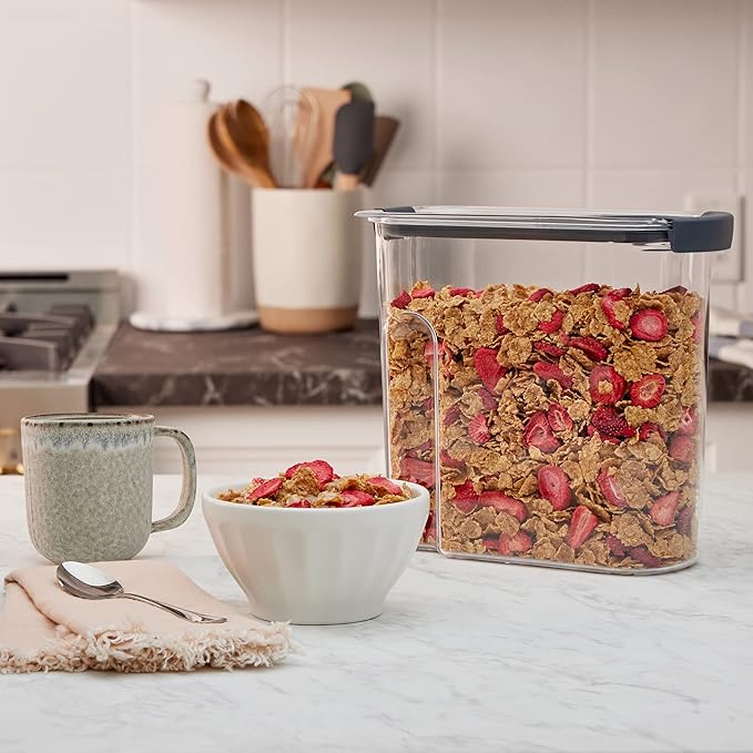 Rubbermaid Brilliance Airtight Cereal Food Storage Container, Shatterproof, BPA-Free and Dishwasher-Safe, 32oz Capacity - Image 9