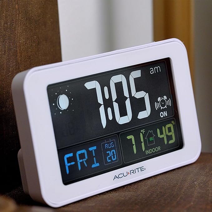 AcuRite Intelli-Time Digital Alarm Clock for Bedroom with USB Charger, Indoor Temperature and Humidity for Heavy Sleepers (13040CA) - Image 4
