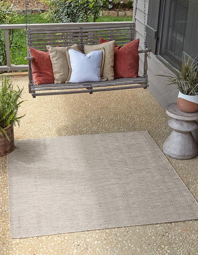 Unique Loom Outdoor Solid Collection Area Rug (10' Square Light Gray/Ivory) by UniqueLoom