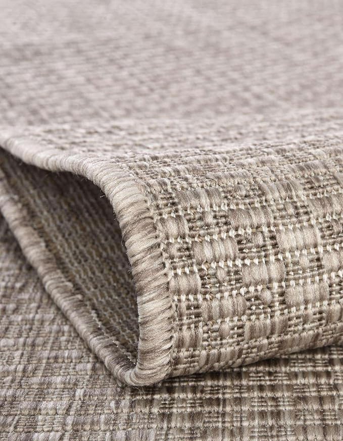 Unique Loom Outdoor Solid Collection Area Rug (7' 10" Square Beige/Ivory) - Image 5