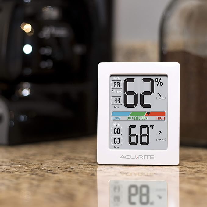 AcuRite Pro Humidity Meter & Thermometer with Touch Activated Backlight - Image 4
