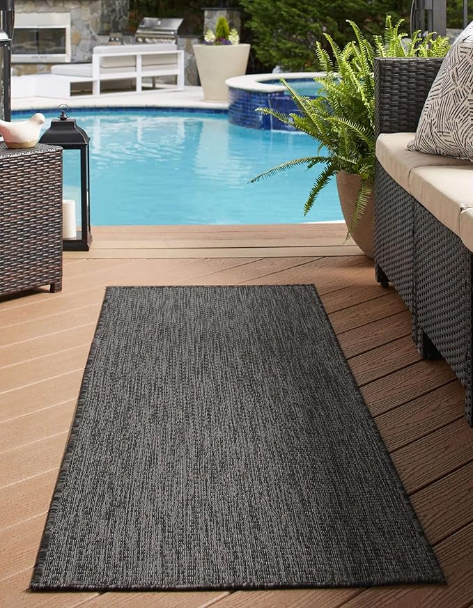 Unique Loom Outdoor Solid Collection Area Rug (2' x 7' 1" Runner Black/Ivory) - Image 4