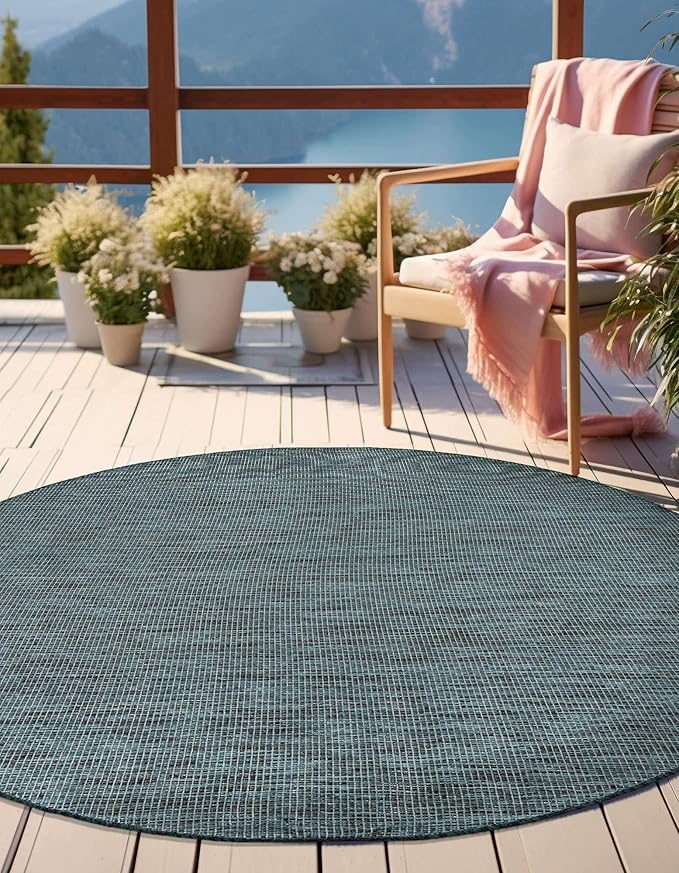 Unique Loom Outdoor Solid Collection Area Rug (5' 3" Round Teal/Navy Blue) - Image 3