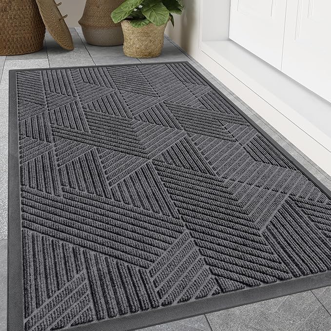 Smiry Front Door Mat Outside Entrance, Heavy Duty Sturdy Natural Rubber Doormat, Trap Dirt and Moisture, Easy Clean Low Profile Mats for Indoor Outdoor Entry, Irregular Triangle (47x32, Light Grey) by Smiry