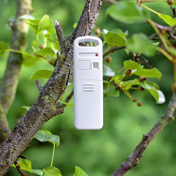 AcuRite Wireless Indoor Outdoor Temperature and Humidity Sensor with A-B-C Switch (06002M / 592TXR) - Image 4