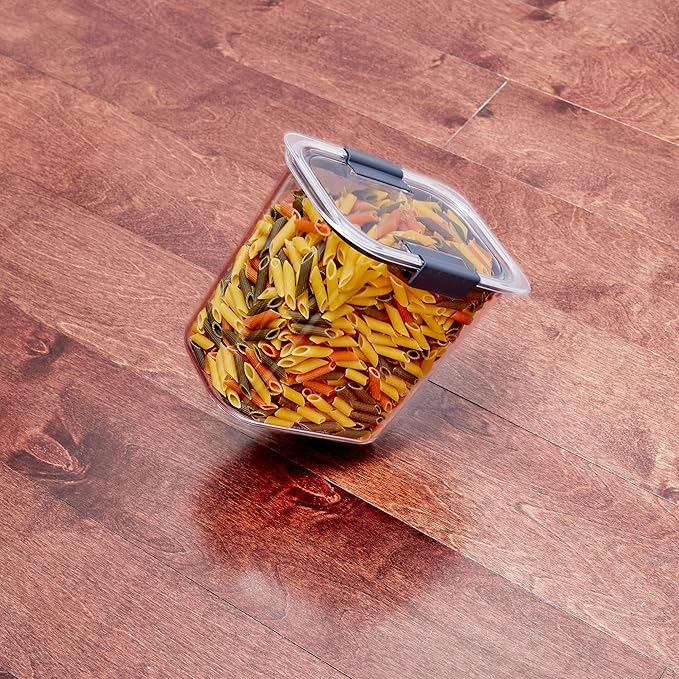 Rubbermaid Brilliance 14-Piece Food Storage Container Set with Scoops Airtight BPA-Free for Kitchen and Pantry Organization - Image 12