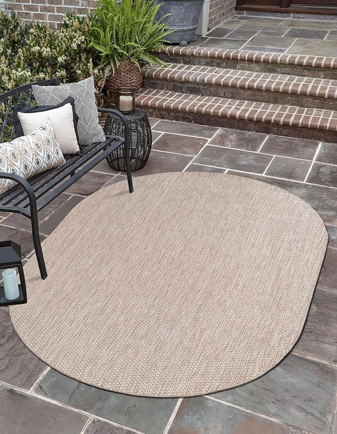 Unique Loom Outdoor Solid Collection Area Rug (5' 3" x 8' Oval Beige/Ivory) - Image 4